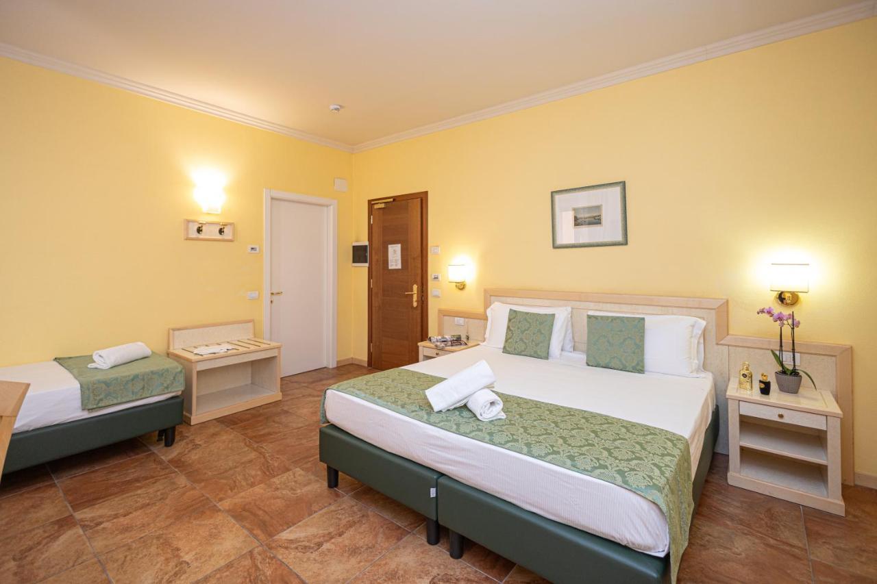 Hotel San Gottardo Verbania Esterno foto