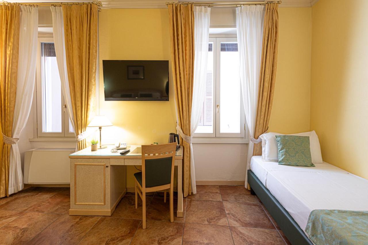 Hotel San Gottardo Verbania Esterno foto