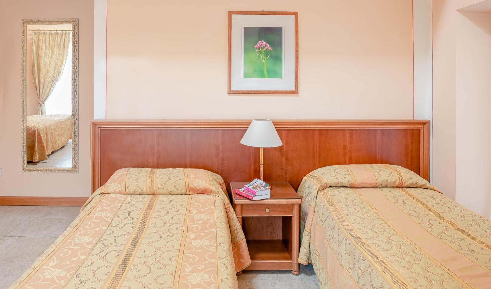 Hotel San Gottardo Verbania Esterno foto