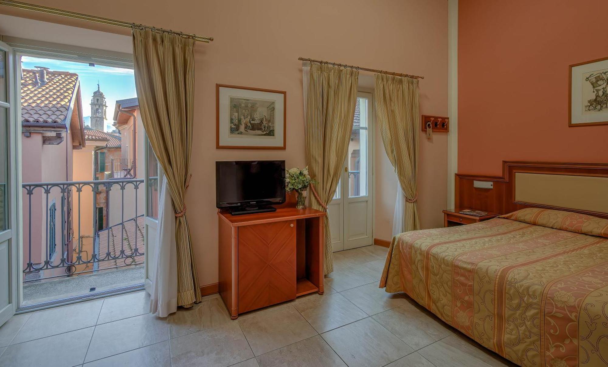 Hotel San Gottardo Verbania Esterno foto