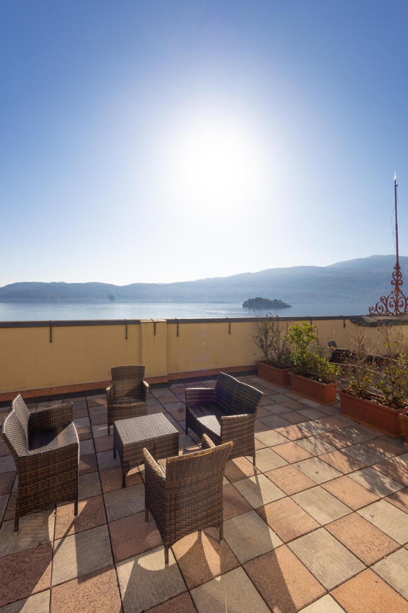 Hotel San Gottardo Verbania Esterno foto